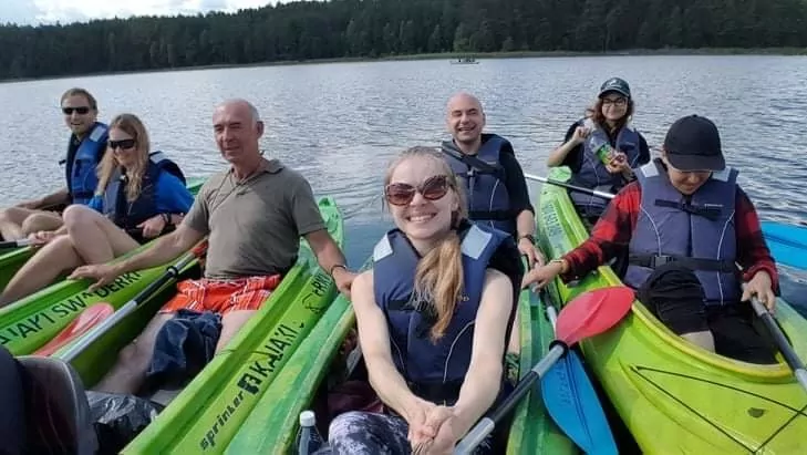 Spływy kajakowe na obozach konnych na Mazurach